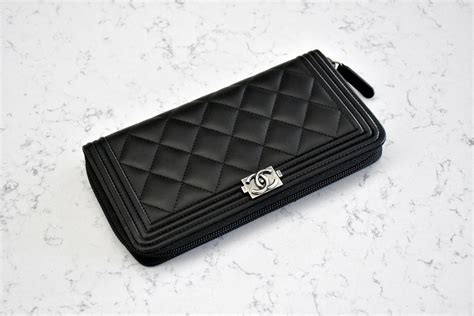 chanel mobile wallet|chanel wallet price.